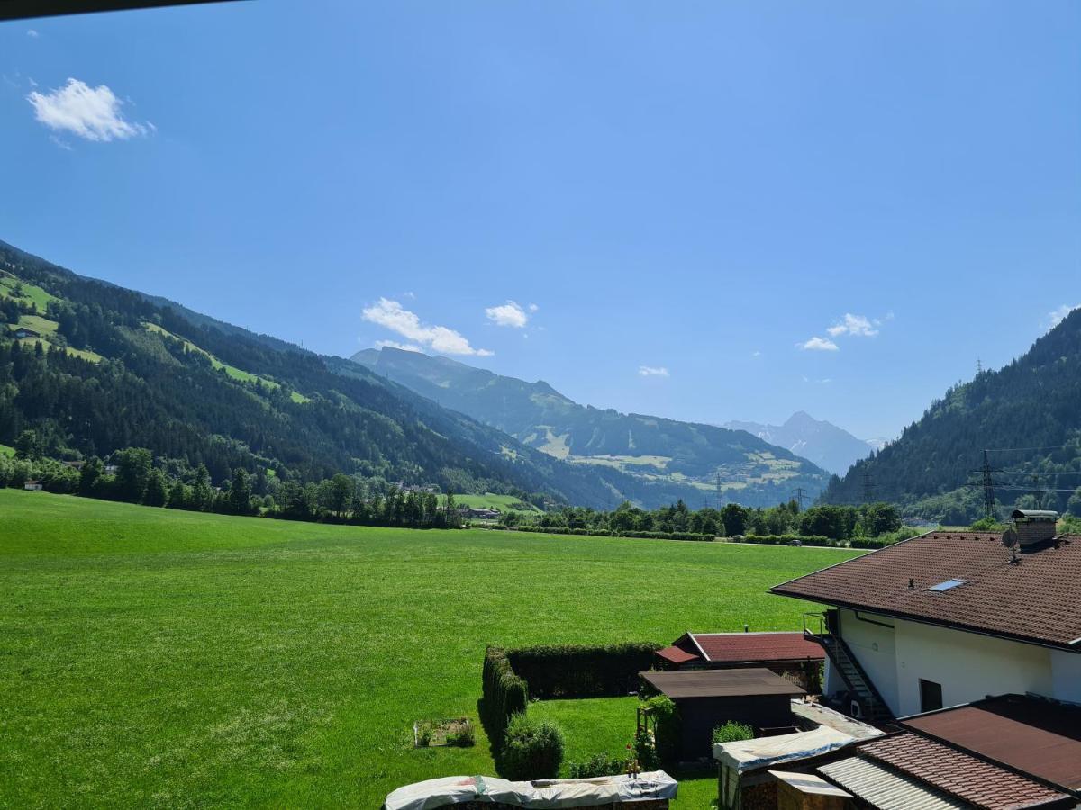 Apart Pfister Aschau Im Zillertal Exterior foto